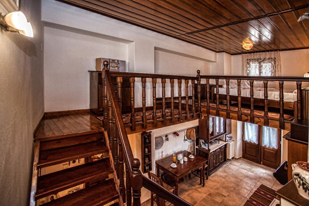 Erontas Villa Aryiroúpolis Exterior foto
